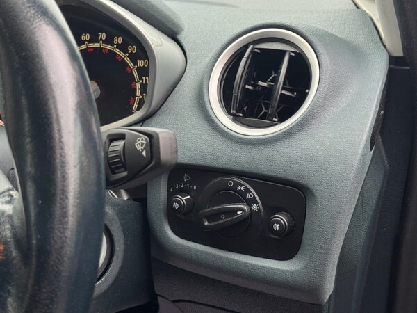 Used Ford Fiesta 2009 for sale - 76317183: Photo 37