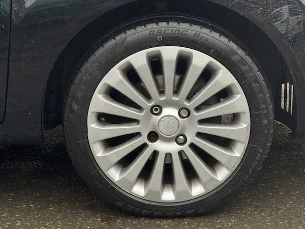 Used Ford Fiesta 2009 for sale - 76317183: Photo 48