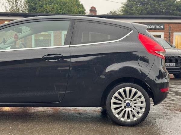 Used Ford Fiesta 2009 for sale - 76317183: Photo 8