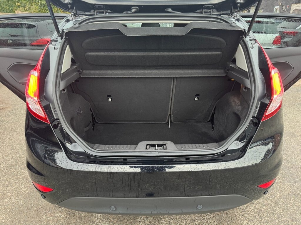 Used Ford Fiesta 2017 for sale - 76430336: Photo 17