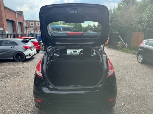 Used Ford Fiesta 2016 for sale - 76256008: Photo 16
