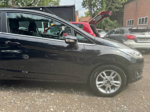 Used Ford Fiesta 2016 for sale - 76256008: Photo 23