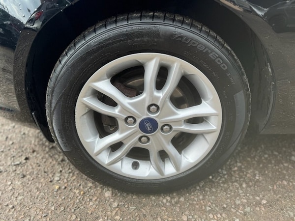 Used Ford Fiesta 2016 for sale - 76256008: Photo 47