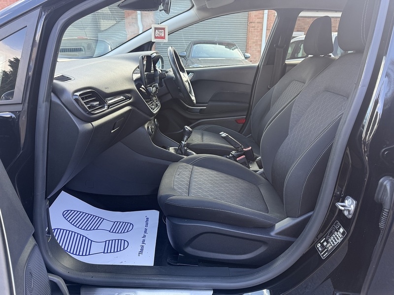 Used Ford Fiesta 2019 for sale - 78012718: Photo 28