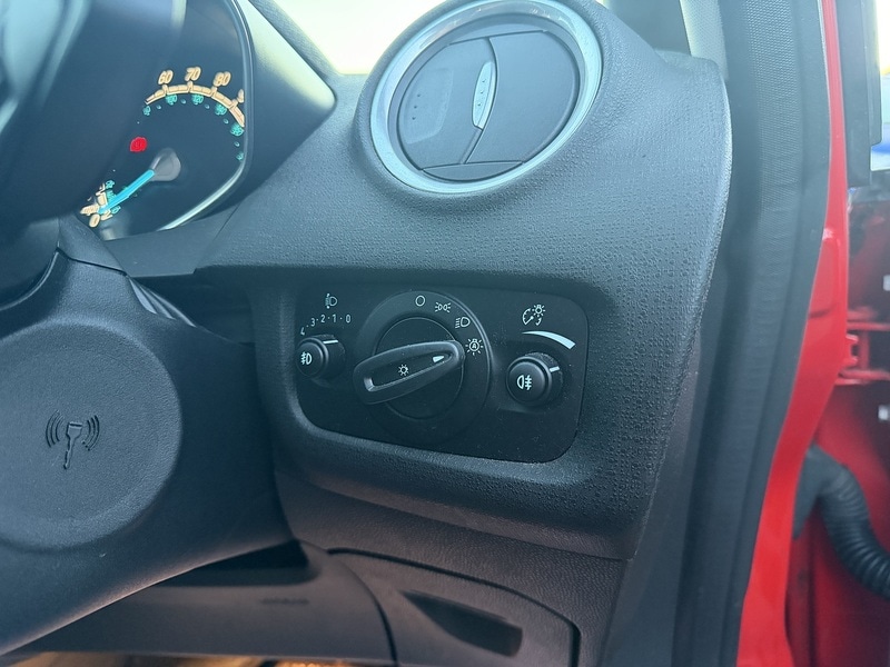 Used Ford Fiesta 2016 for sale - 77227889: Photo 39