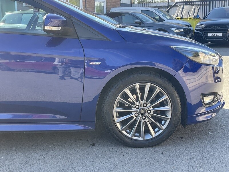 Used Ford Focus 2017 for sale - 78207353: Photo 13