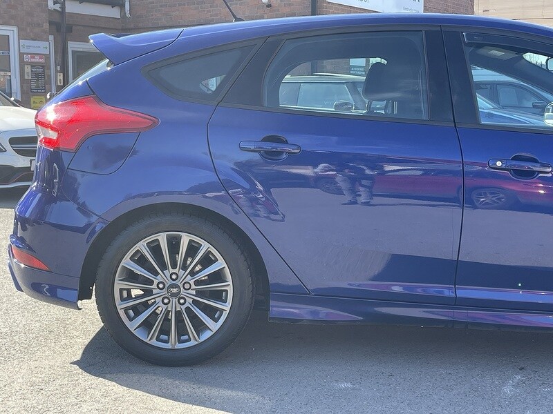 Used Ford Focus 2017 for sale - 78207353: Photo 16