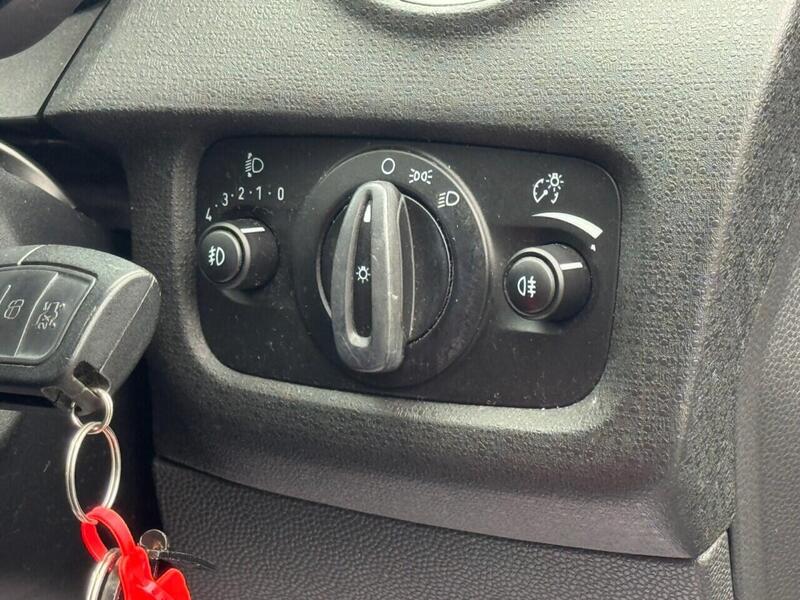 Used Ford Fiesta 2014 for sale - 77149453: Photo 30