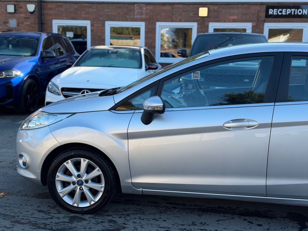 Used Ford Fiesta 2011 for sale - 76642728: Photo 14