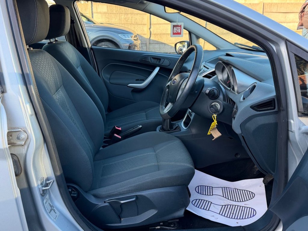 Used Ford Fiesta 2011 for sale - 76642728: Photo 18