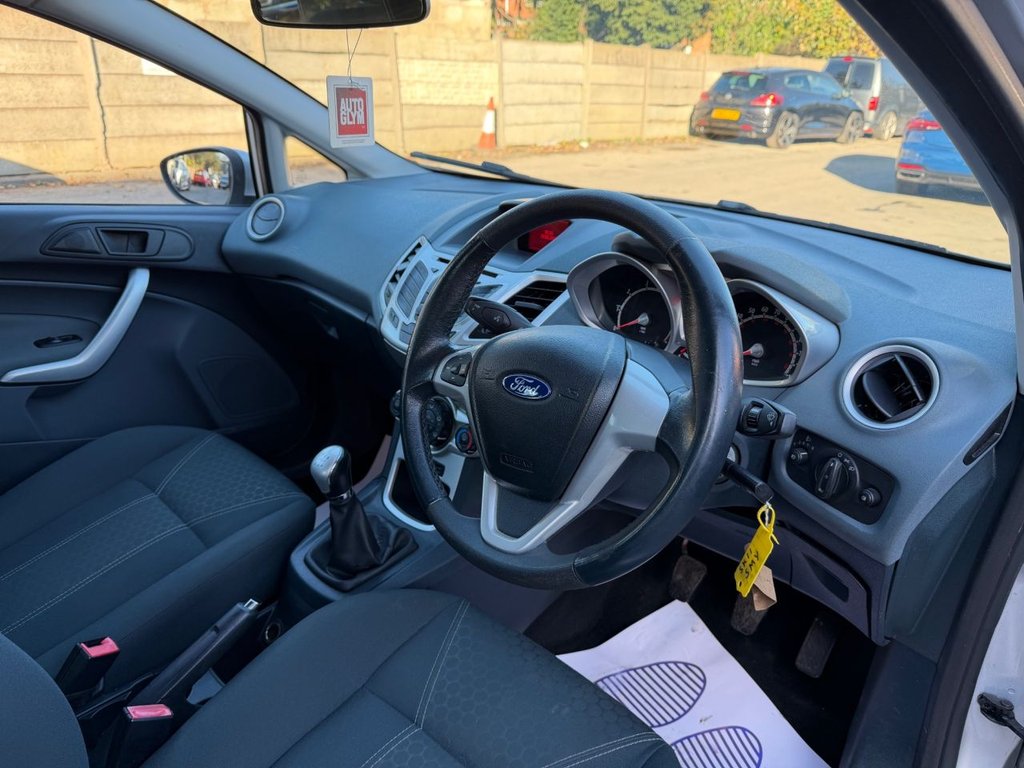Used Ford Fiesta 2011 for sale - 76642728: Photo 25