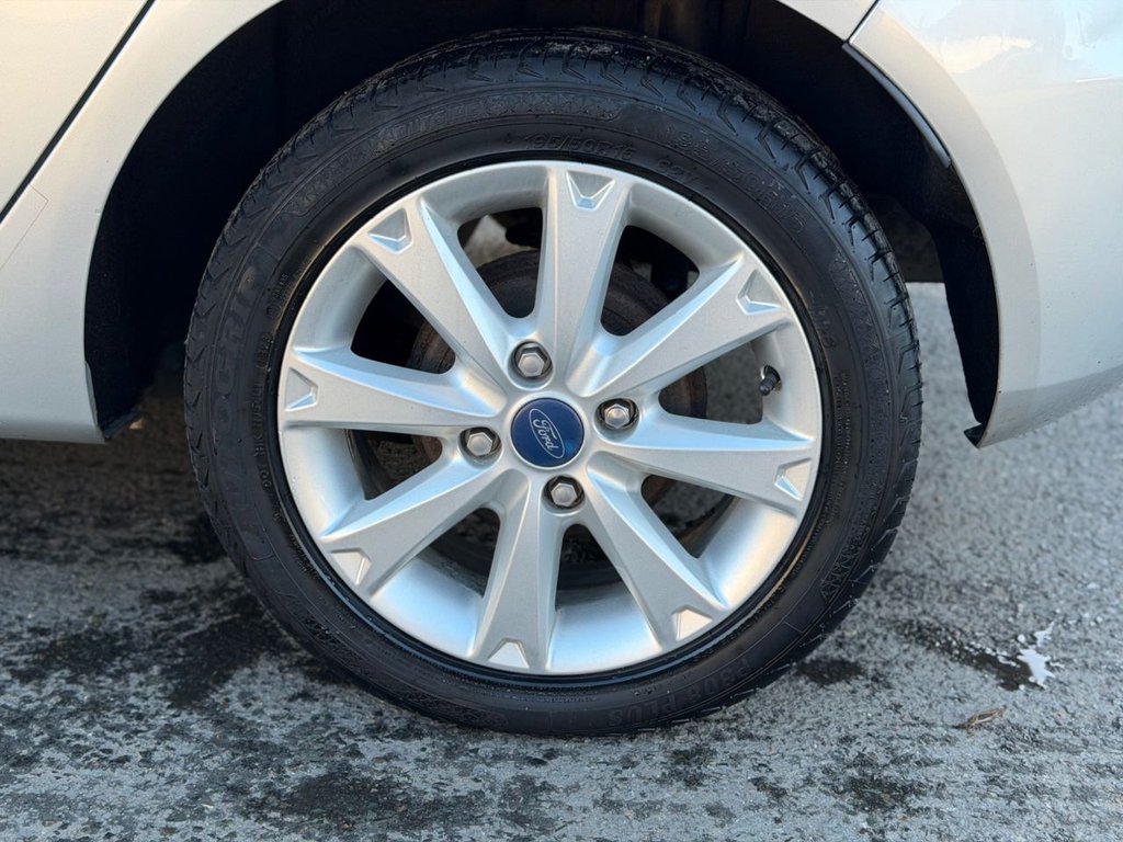 Used Ford Fiesta 2011 for sale - 76642728: Photo 28