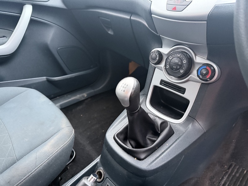 Used Ford Fiesta 2012 for sale - 77342287: Photo 26