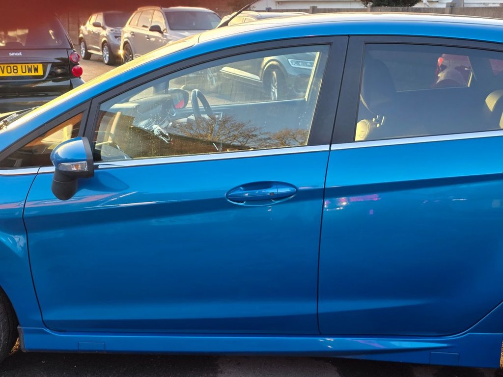 Used Ford Fiesta 2015 for sale - 76698555: Photo 20