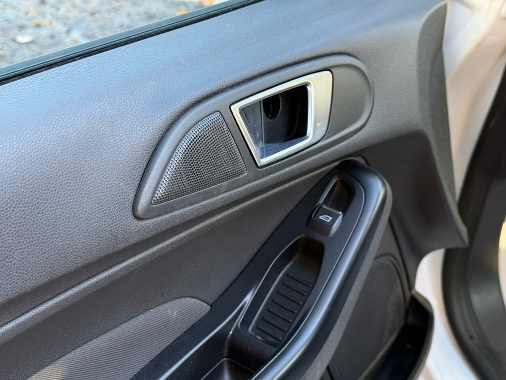 Used Ford Fiesta 2014 for sale - 76361653: Photo 19