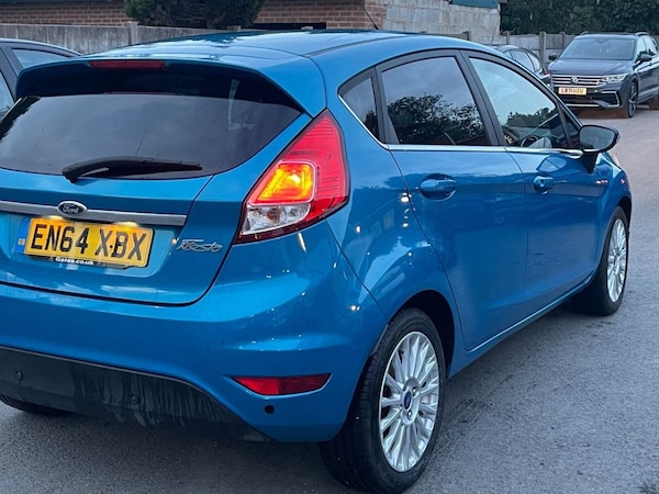 Used Ford Fiesta 2015 for sale - 76261024: Photo 11