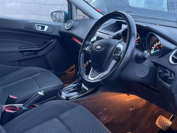 Used Ford Fiesta 2015 for sale - 76261024: Photo 3