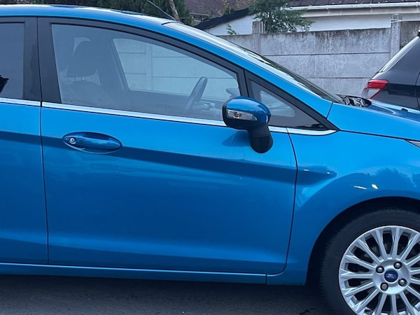 Used Ford Fiesta 2015 for sale - 76261024: Photo 5
