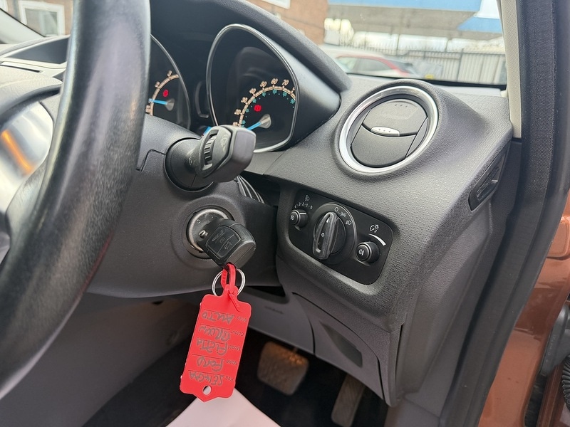 Used Ford Fiesta 2014 for sale - 78004033: Photo 27