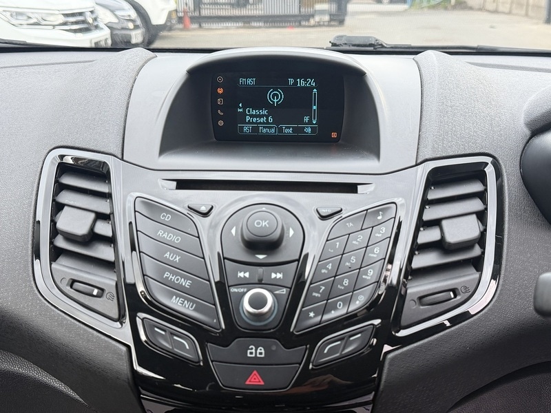 Used Ford Fiesta 2014 for sale - 78004033: Photo 44