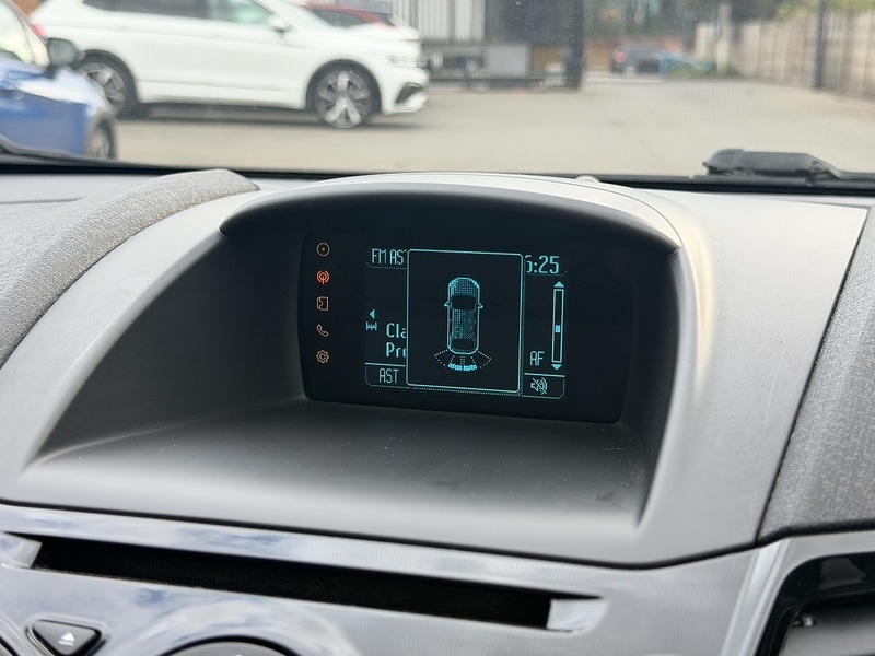 Used Ford Fiesta 2014 for sale - 78004033: Photo 47