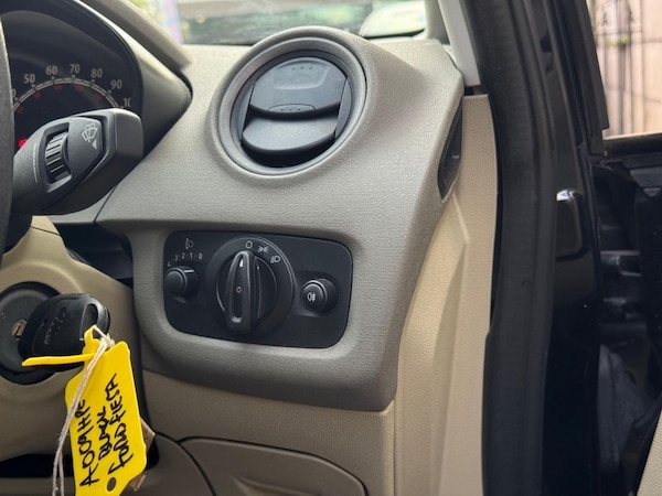Used Ford Fiesta 2009 for sale - 76256401: Photo 31