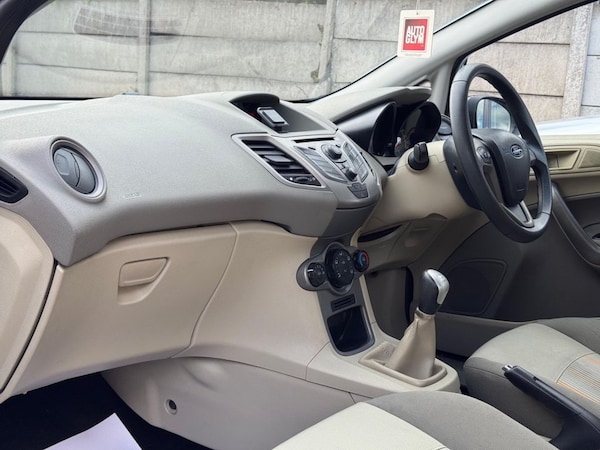 Used Ford Fiesta 2009 for sale - 76256401: Photo 3