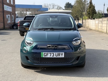 Used Fiat 500e 2023 for sale - 77974534: Photo