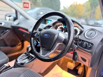 Used Ford Fiesta 2014 for sale - 76501024: Photo