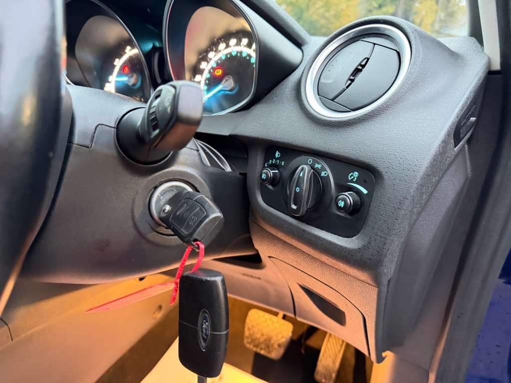 Used Ford Fiesta 2014 for sale - 76501024: Photo 42