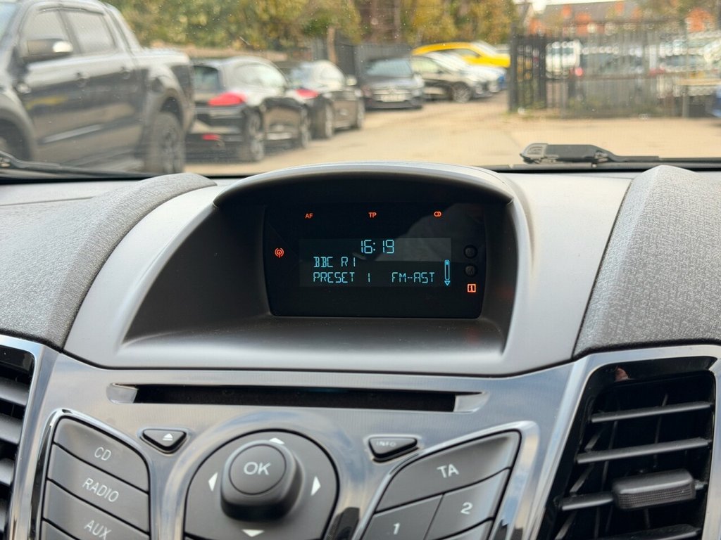 Used Ford Fiesta 2013 for sale - 77053601: Photo 32