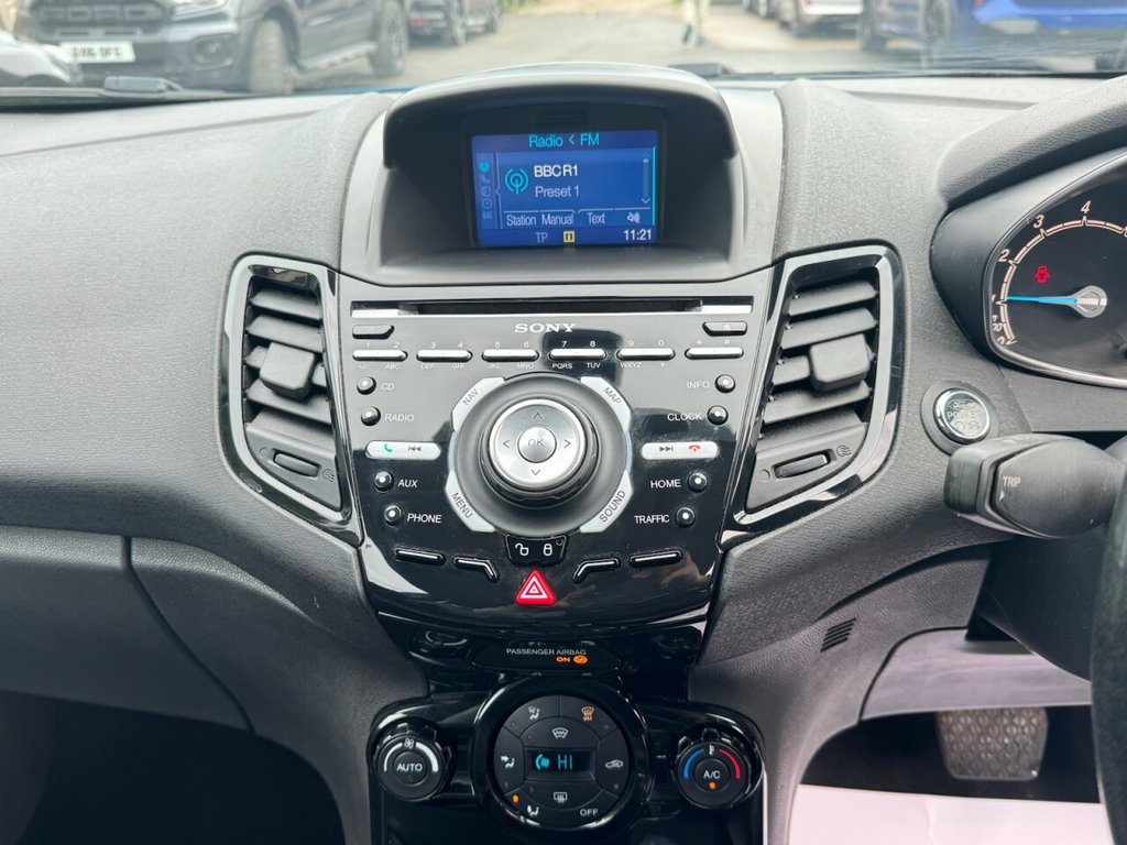 Used Ford Fiesta 2014 for sale - 76356968: Photo 34