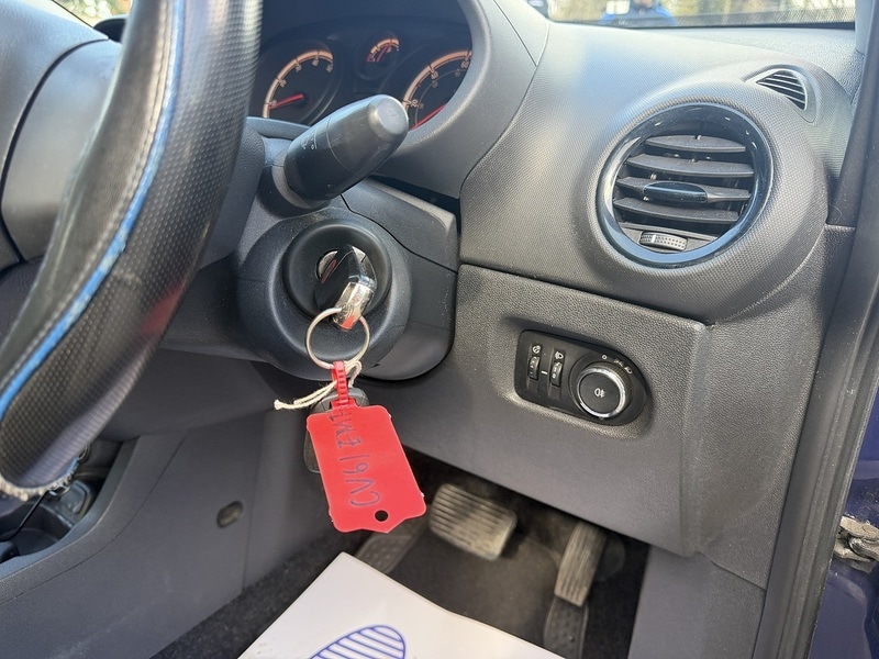 Used Vauxhall Corsa 2011 for sale - 78056744: Photo 45