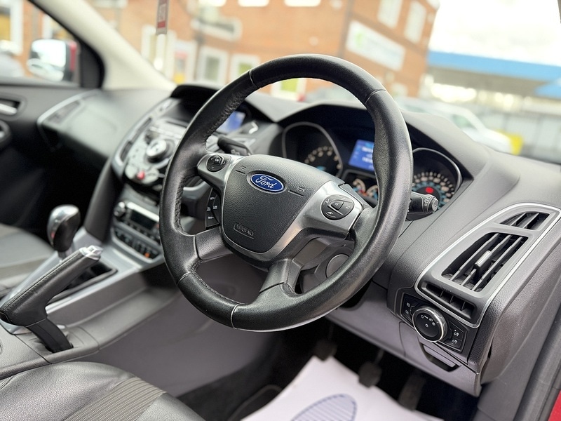 Used Ford Focus 2013 for sale - 77313790: Photo 3