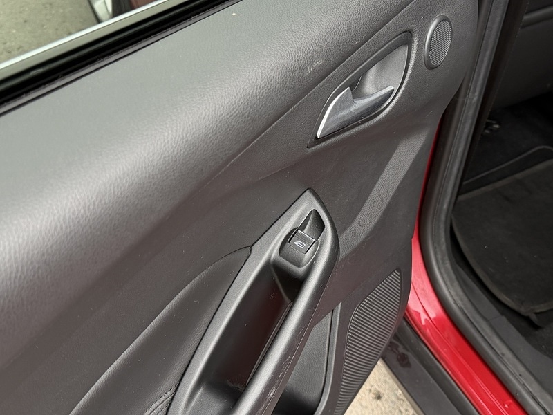 Used Ford Focus 2013 for sale - 77313790: Photo 41