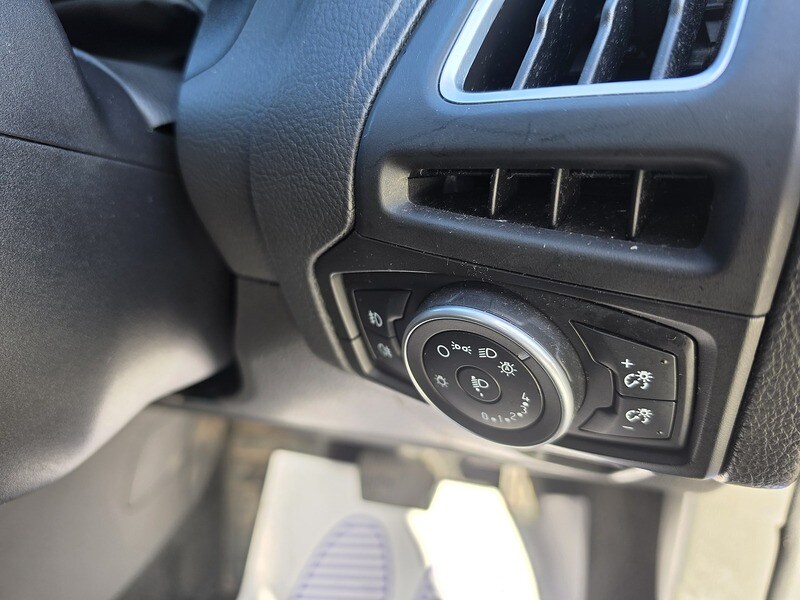 Used Ford Focus for sale - 77831765: Photo 31