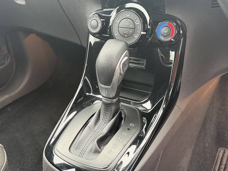 Used Ford Fiesta 2015 for sale - 77475644: Photo 24