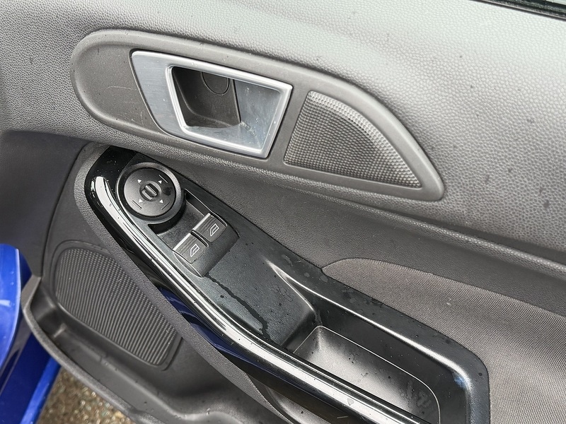 Used Ford Fiesta 2015 for sale - 77475644: Photo 38