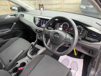 Used Volkswagen Polo 2019 for sale - 77149380: Photo