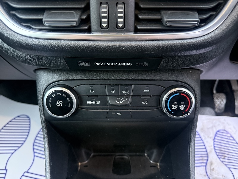 Used Ford Fiesta 2018 for sale - 77276871: Photo 30