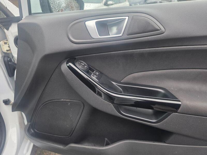 Used Ford Fiesta 2017 for sale - 77149349: Photo 30