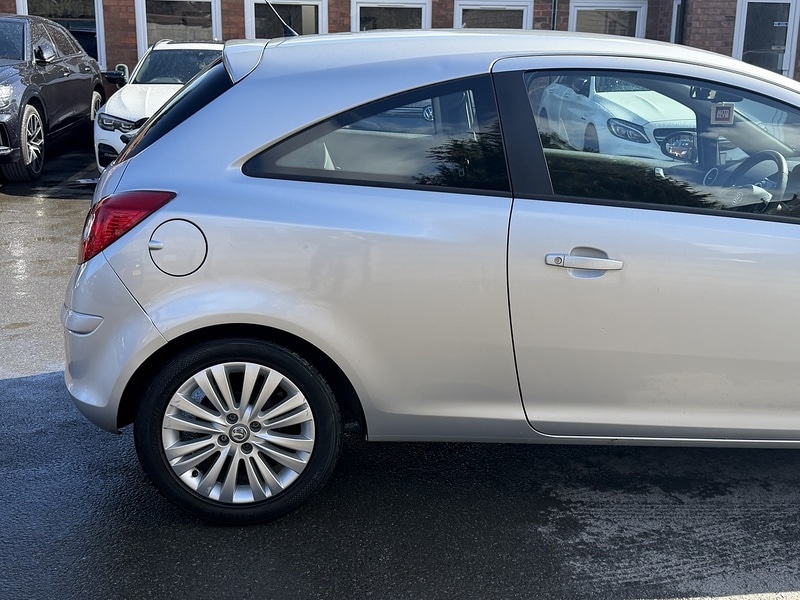 Used Vauxhall Corsa 2011 for sale - 78016710: Photo 15