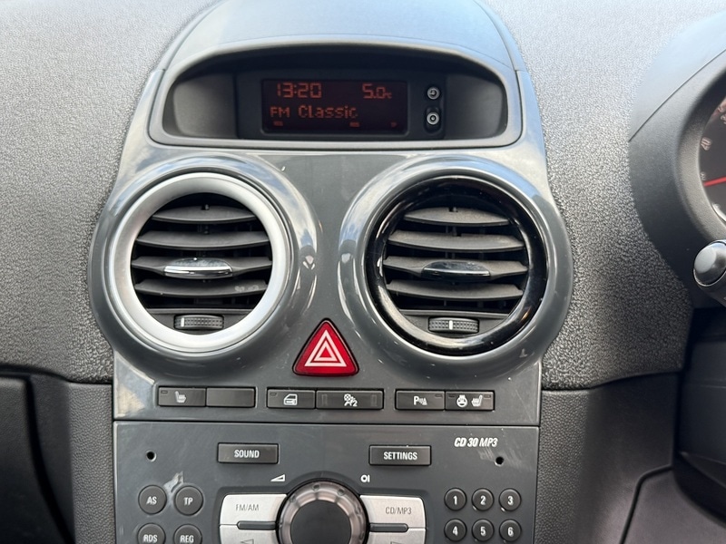 Used Vauxhall Corsa 2011 for sale - 78016710: Photo 34