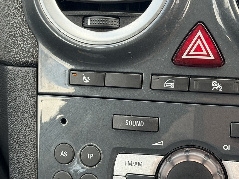 Used Vauxhall Corsa 2011 for sale - 78016710: Photo 38