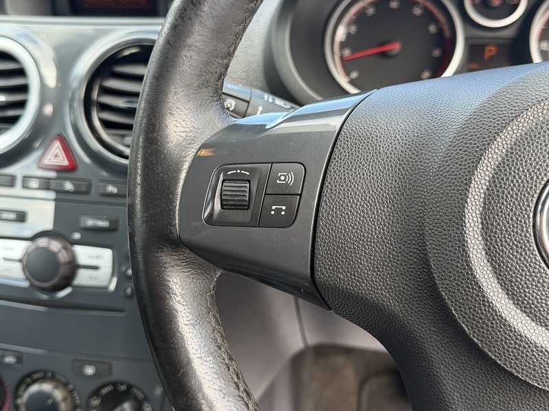 Used Vauxhall Corsa 2011 for sale - 78016710: Photo 43