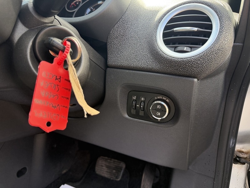 Used Vauxhall Corsa 2011 for sale - 78016710: Photo 56