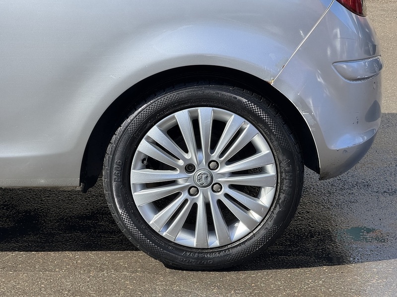 Used Vauxhall Corsa 2011 for sale - 78016710: Photo 58