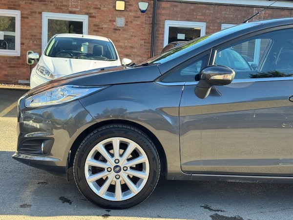 Used Ford Fiesta 2017 for sale - 76333620: Photo 10