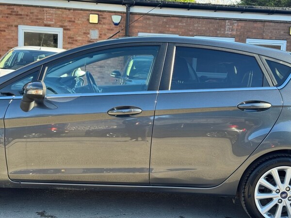 Used Ford Fiesta 2017 for sale - 76333620: Photo 11