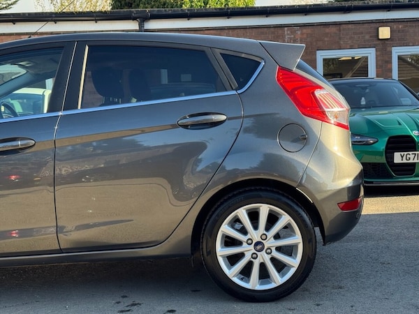 Used Ford Fiesta 2017 for sale - 76333620: Photo 12
